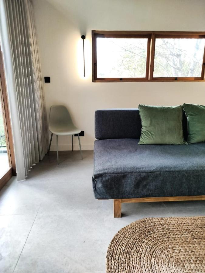 Villa Luna - *